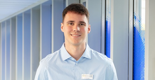 Portraitbild von Herr Schäfer