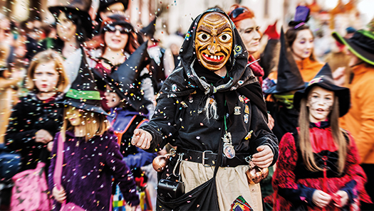 Hexen auf dem Faschingsumzug