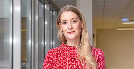 Porträtfoto von Frau Dr. Kühn